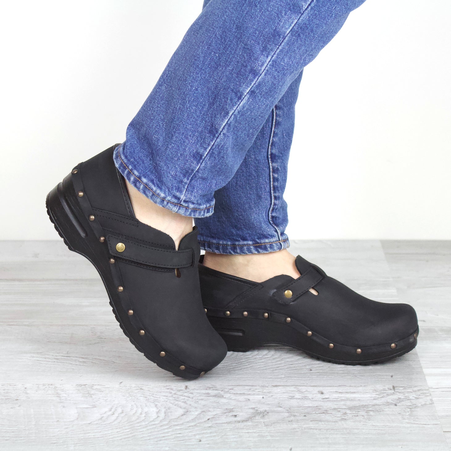 Ramone Women s Clog in Black Sanita